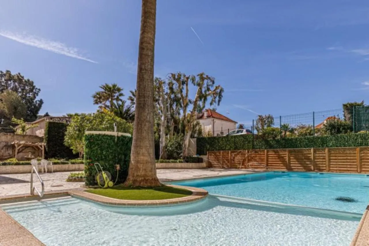 Holiday home Tamanaco Beach 1Bdr Apartment With Balcony Sea View And Pool Antibes